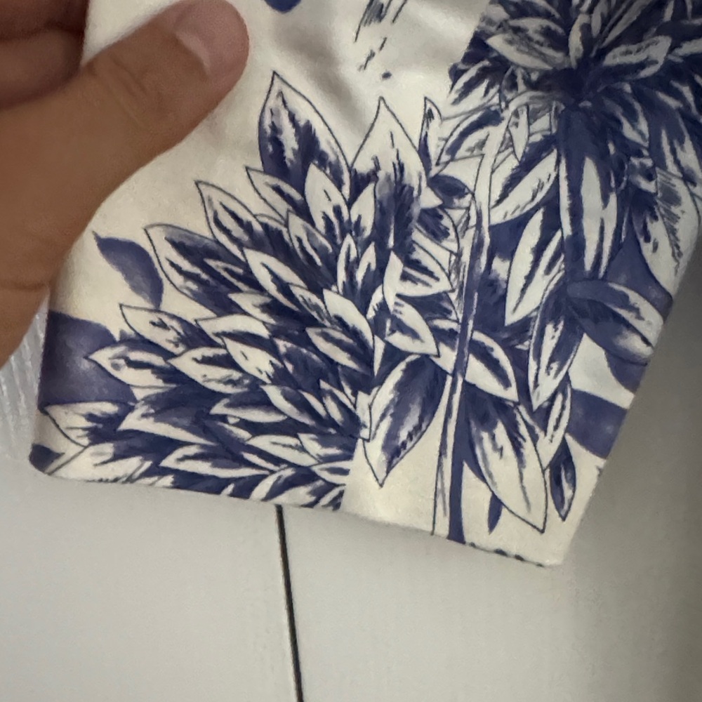 J. Peterman Blue and White Floral Blazer - Picture 5 of 16